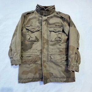GAP Olive Camouflage  Fur Lining Boys Jacket Size 8